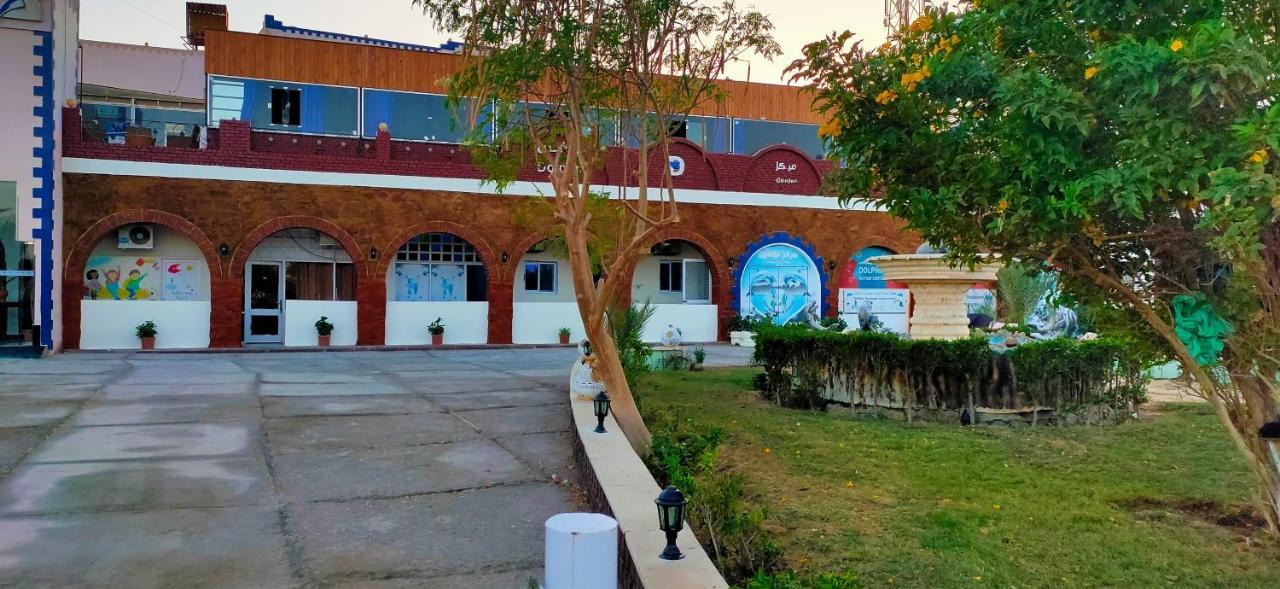 Dolphin Hotel El Qoseir Exterior foto